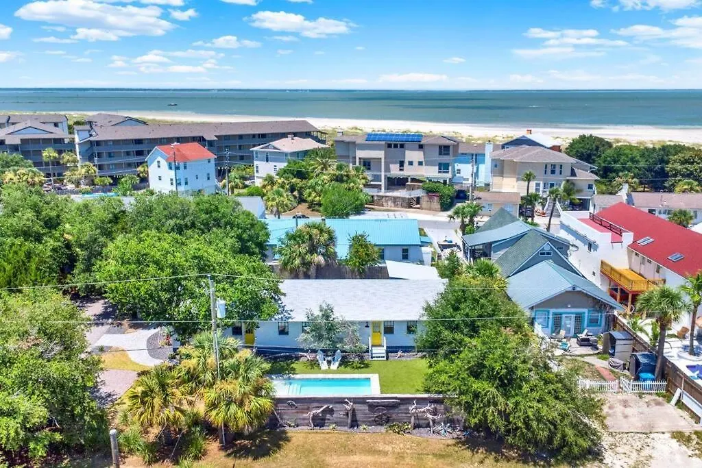 5 Bed 3 Ba House W Private Pool *