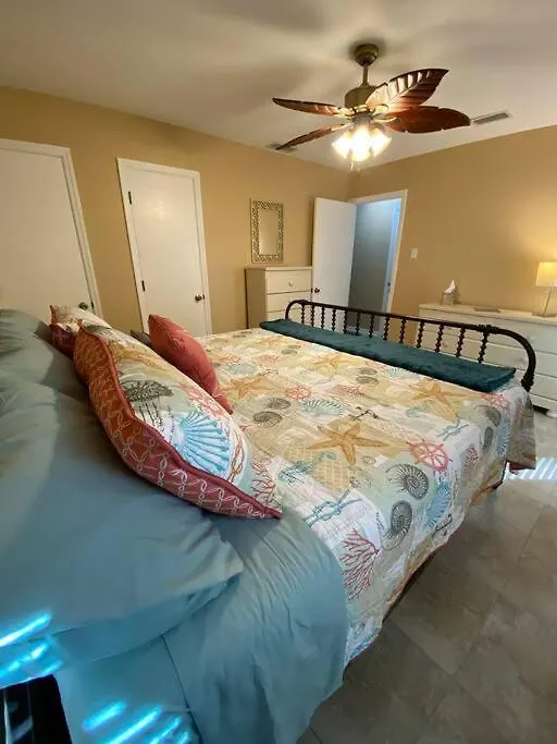 Islands Cozy I Unit 2 Holiday home