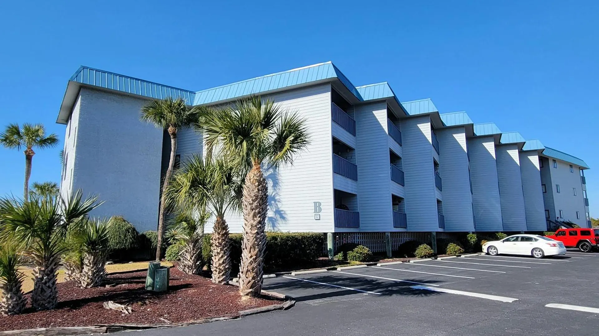 Savannah And Racquet Club 209b By Tybee Vacation *