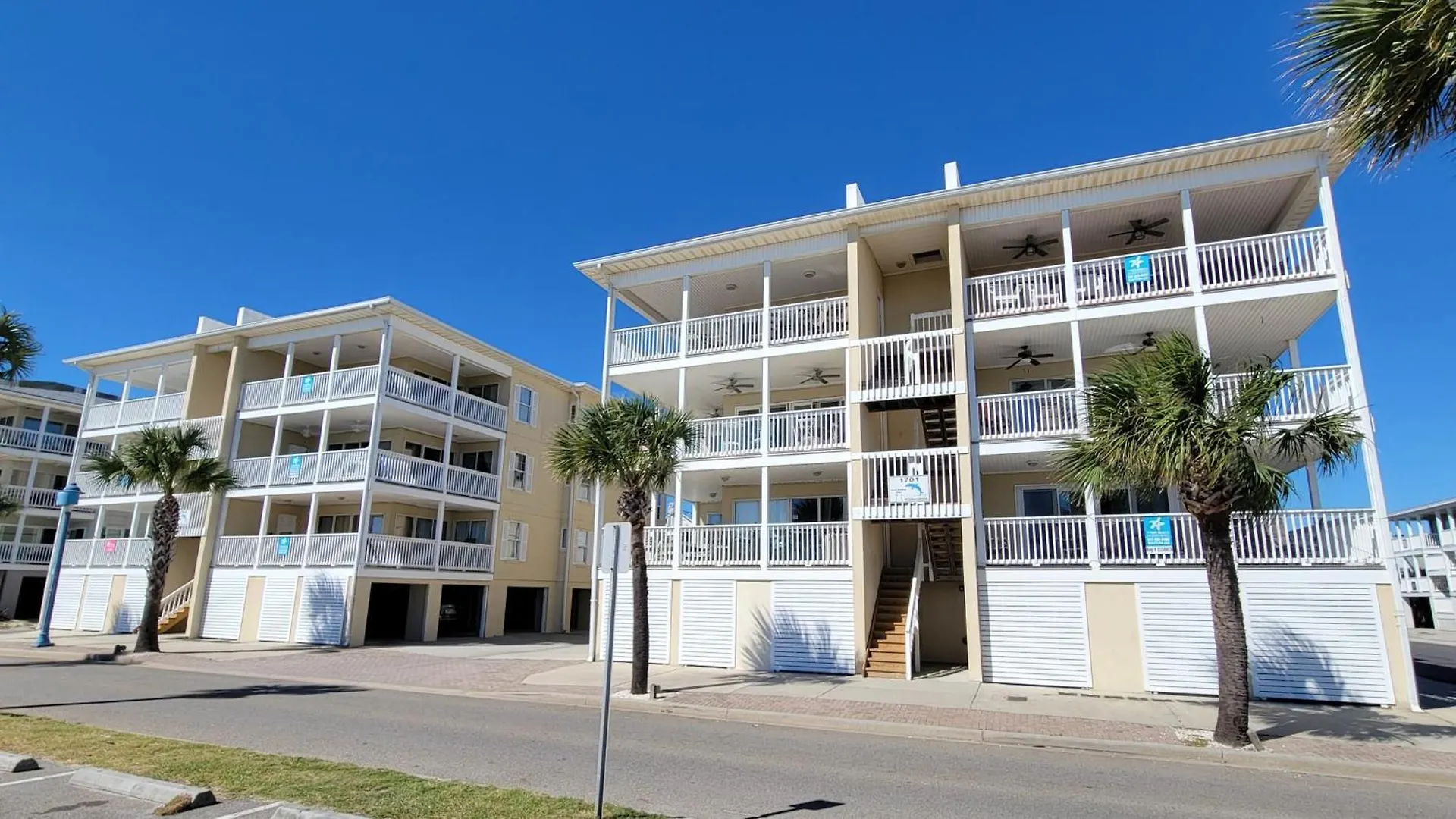 Holiday home Dolphin Watch 01 By Tybee Vacation *