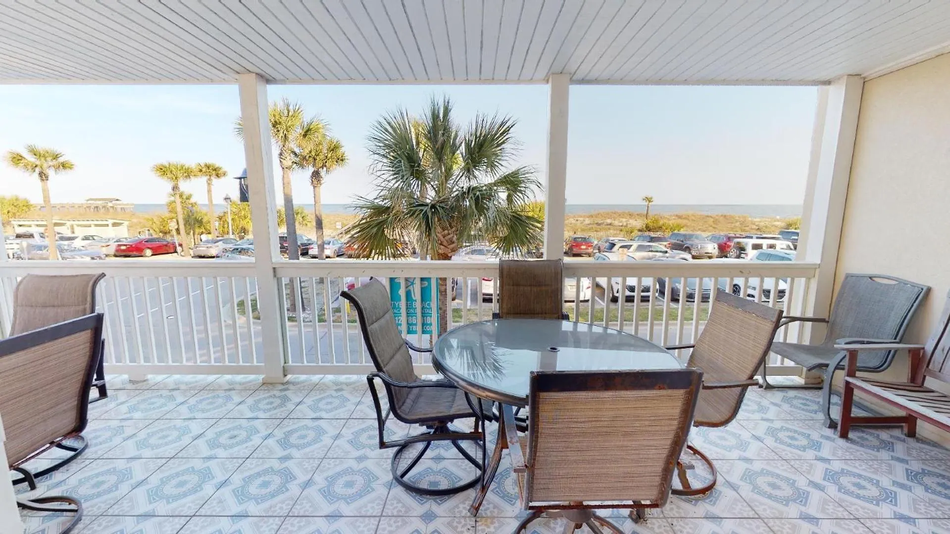 Holiday home Dolphin Watch 01 By Tybee Vacation