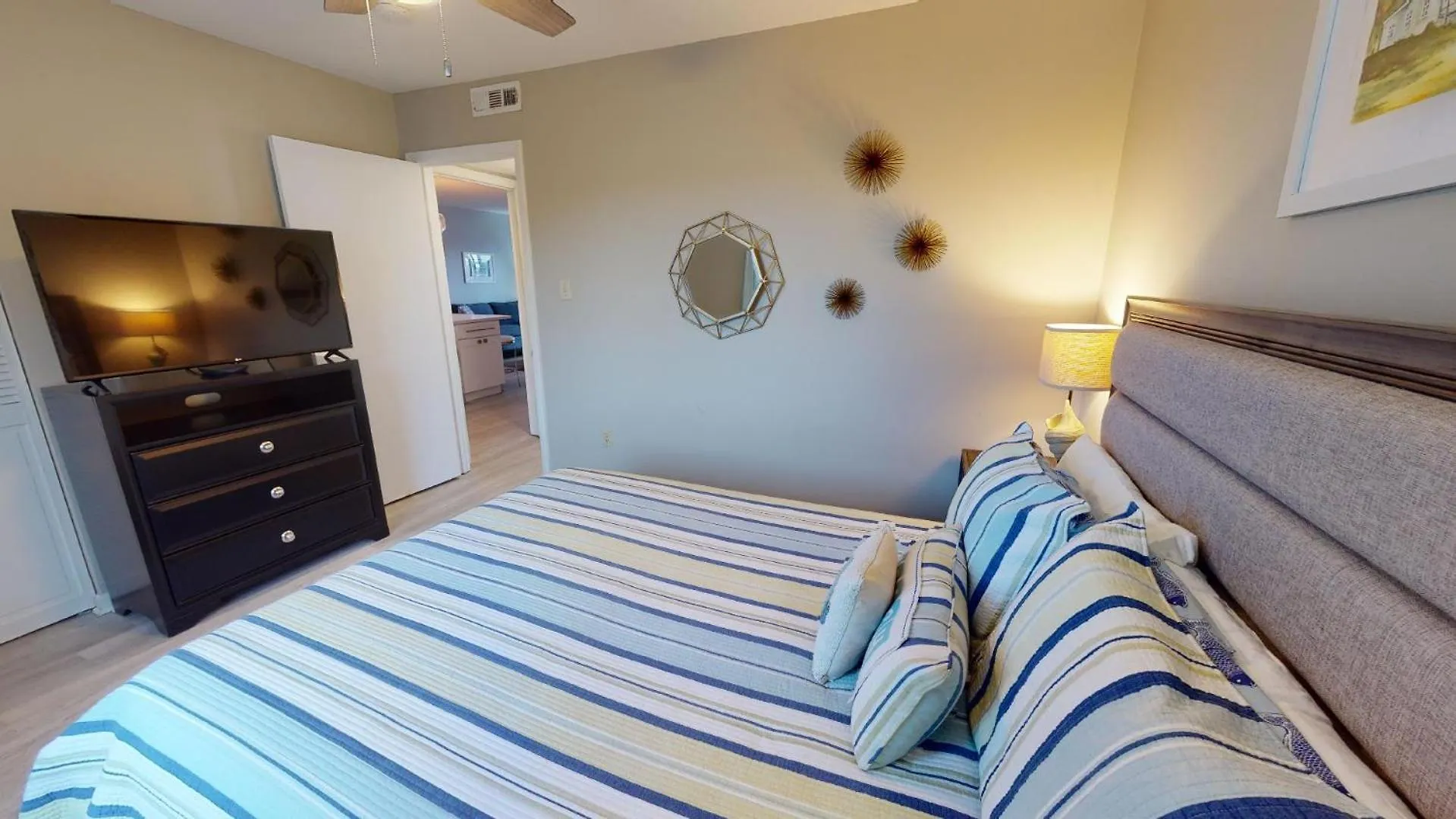 Holiday home Lighthouse Point 10b By Tybee Vacation *