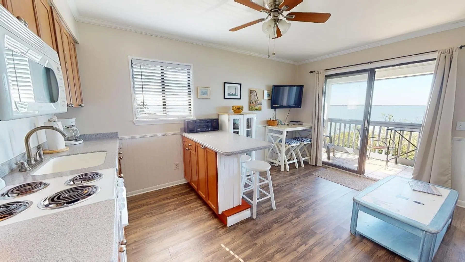 Savannah And Racquet Club 308b By Tybee Vacation Holiday home Tybee Island