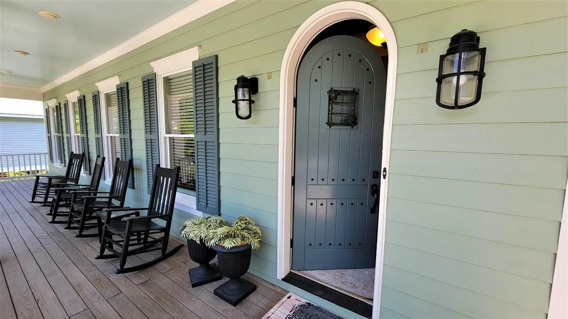 The Pelican House By Tybee Vacation Holiday home *