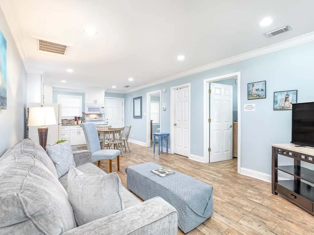 Dune B Apartment Tybee Island