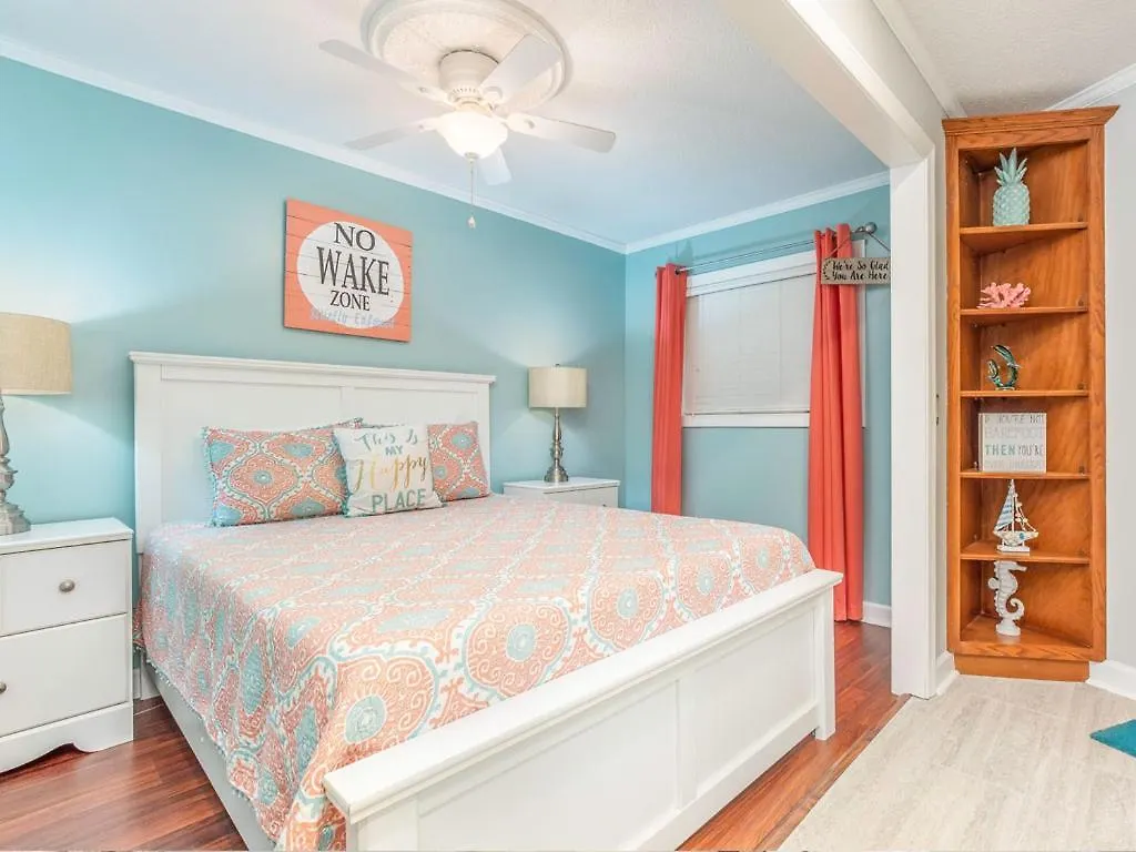 Racquet A127 Apartment Tybee Island