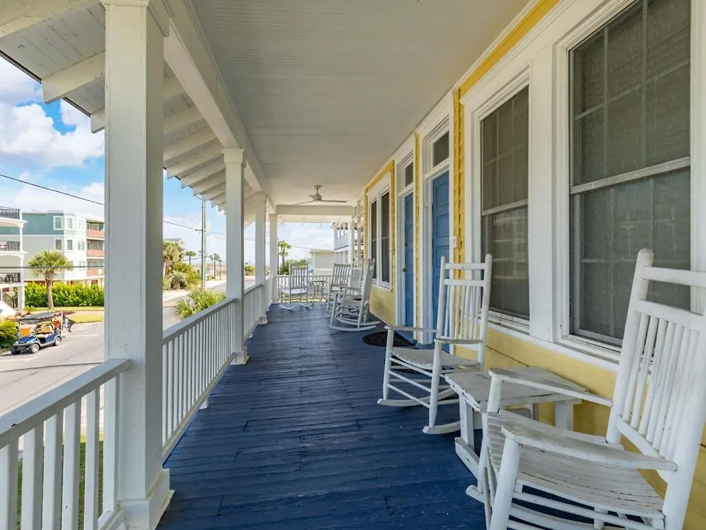 Sea View 4 *