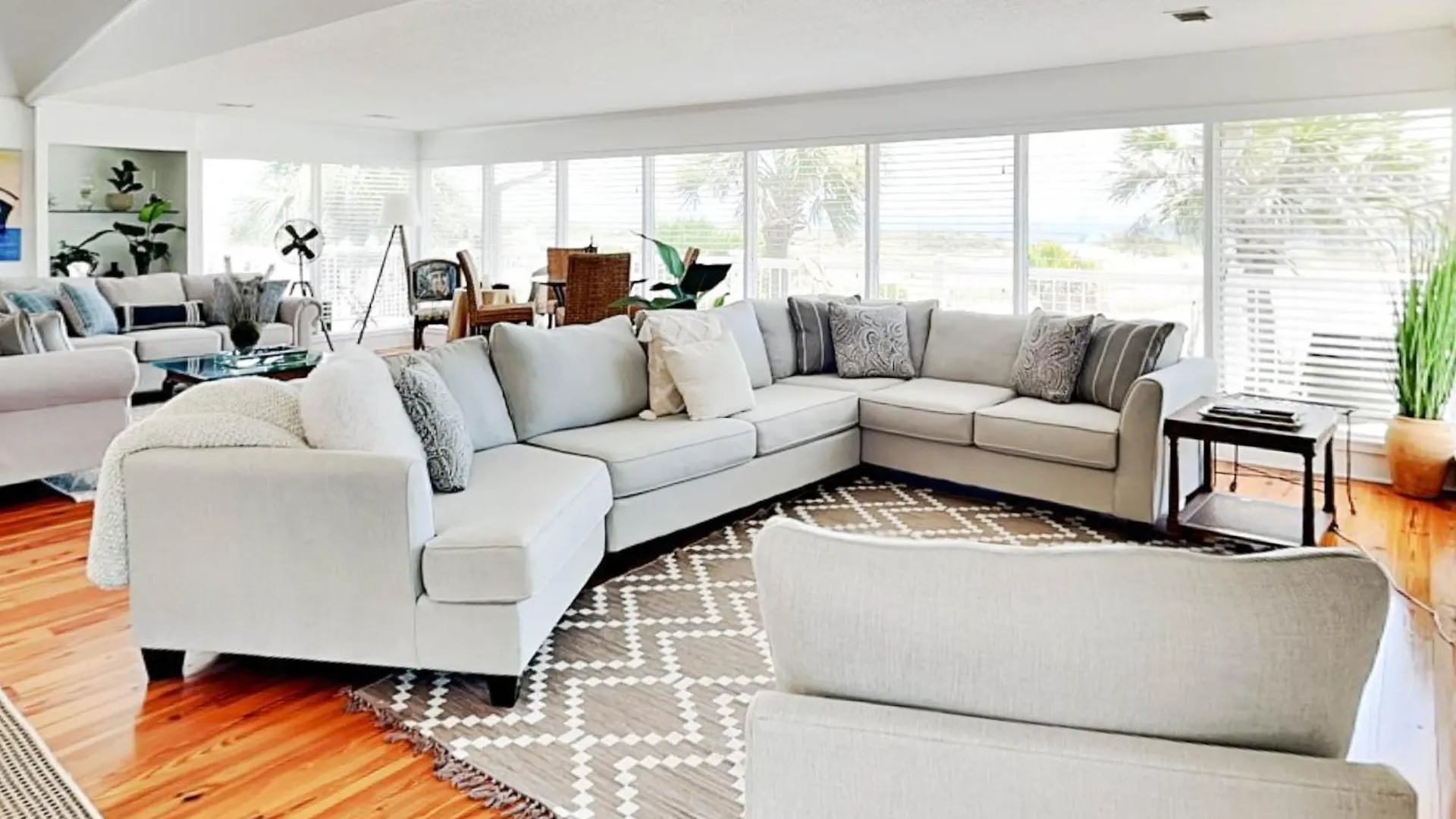 Apartment Oceanside Unit A *