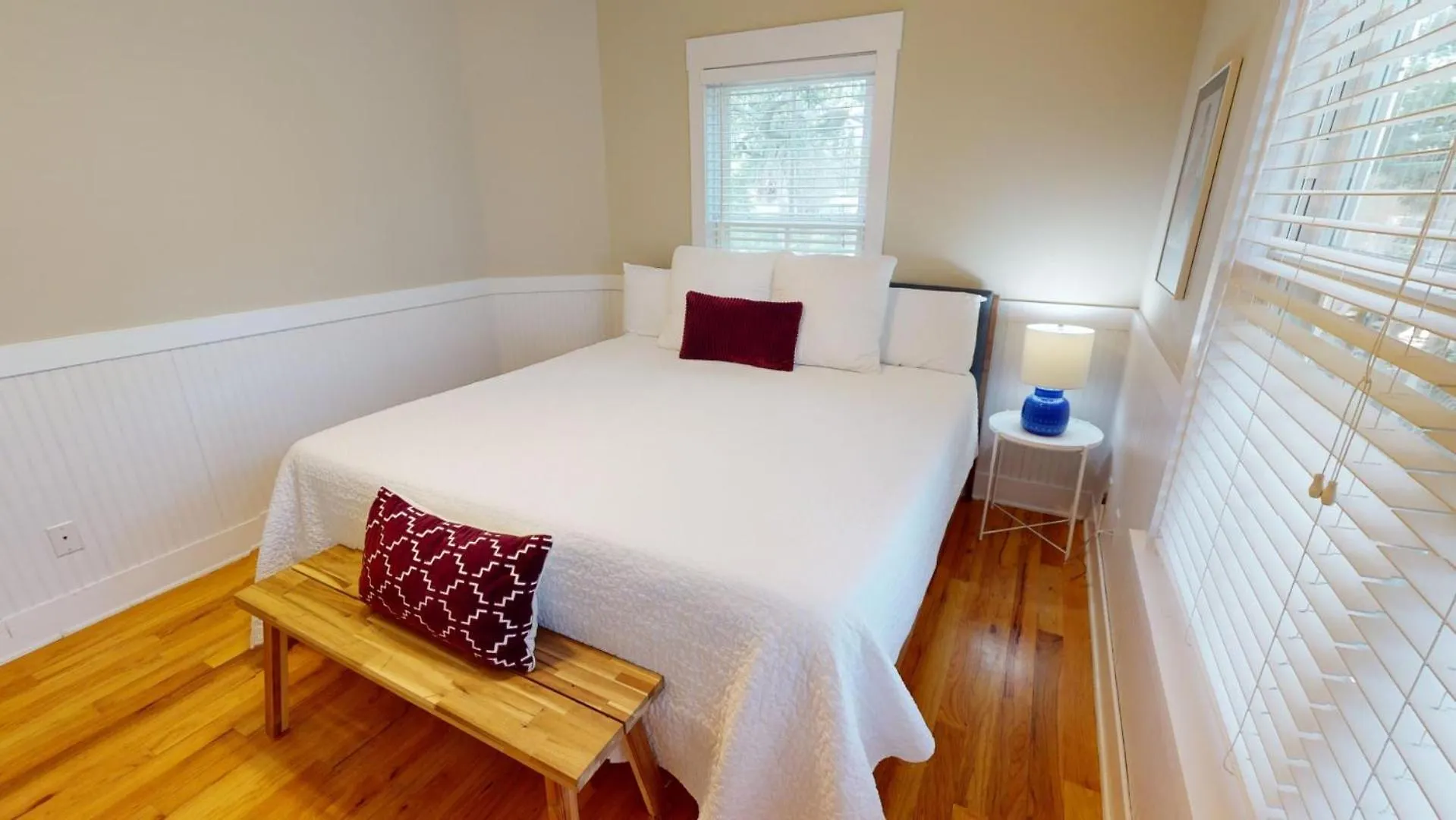 Holiday home Miss Us Howl By Tybee Vacation