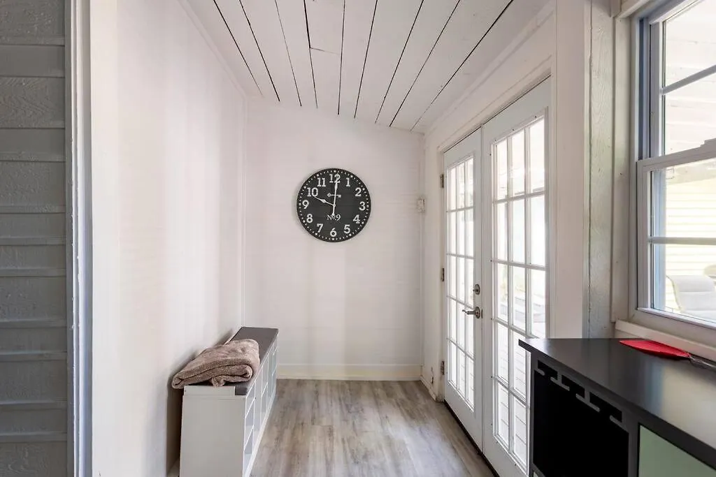 Holiday home 4 Minute Walk To North Beach! Classic Cottage! Tybee Island