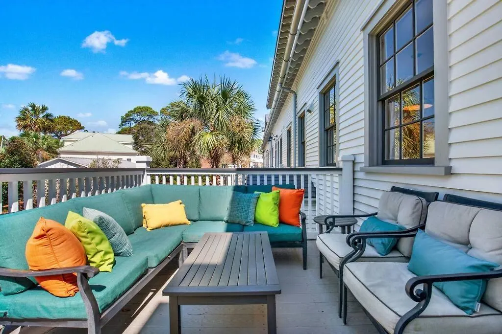 Apartment Tybee Historic Commissary Quarters Unit 1 *