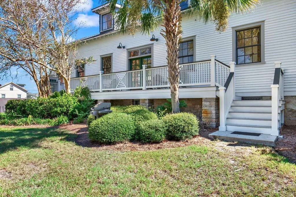 Apartment Historic Quarters At The Commissary Unit 3 Tybee Island