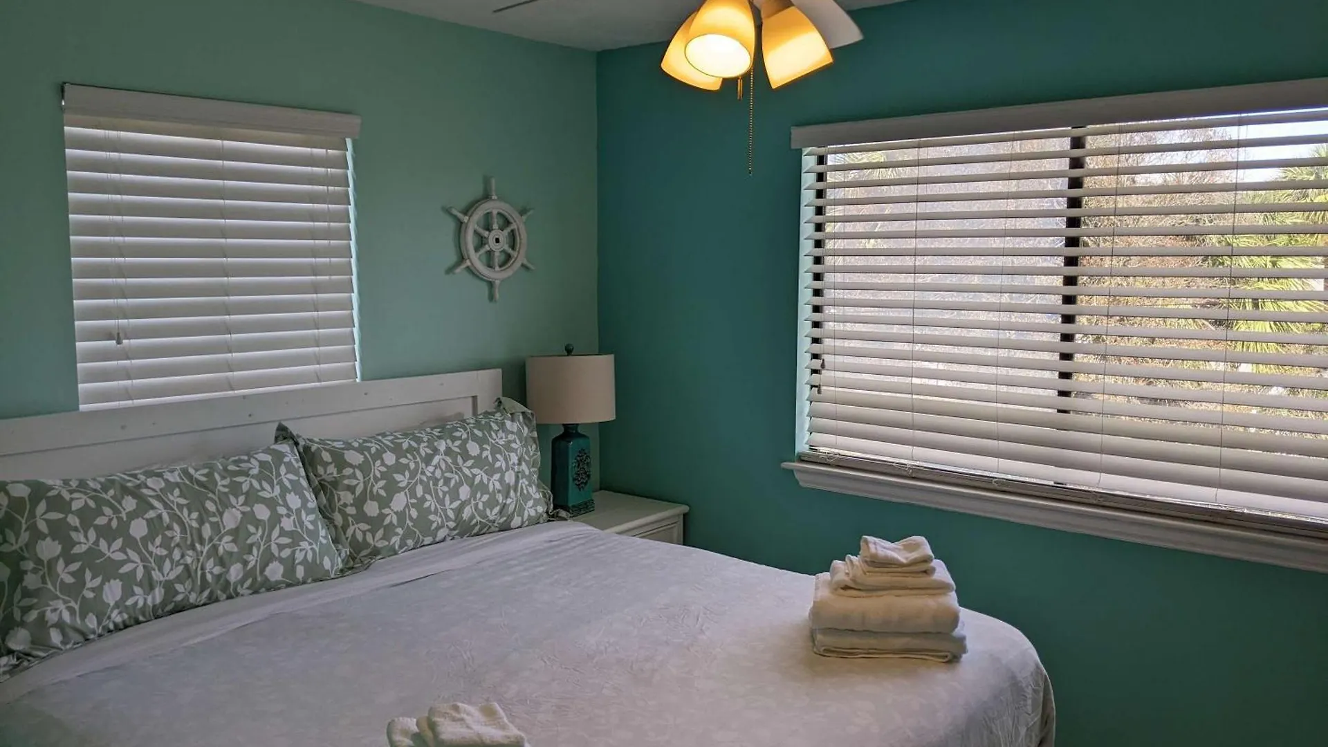 Vacation Walkable To Dining&shopping-unit C Holiday home