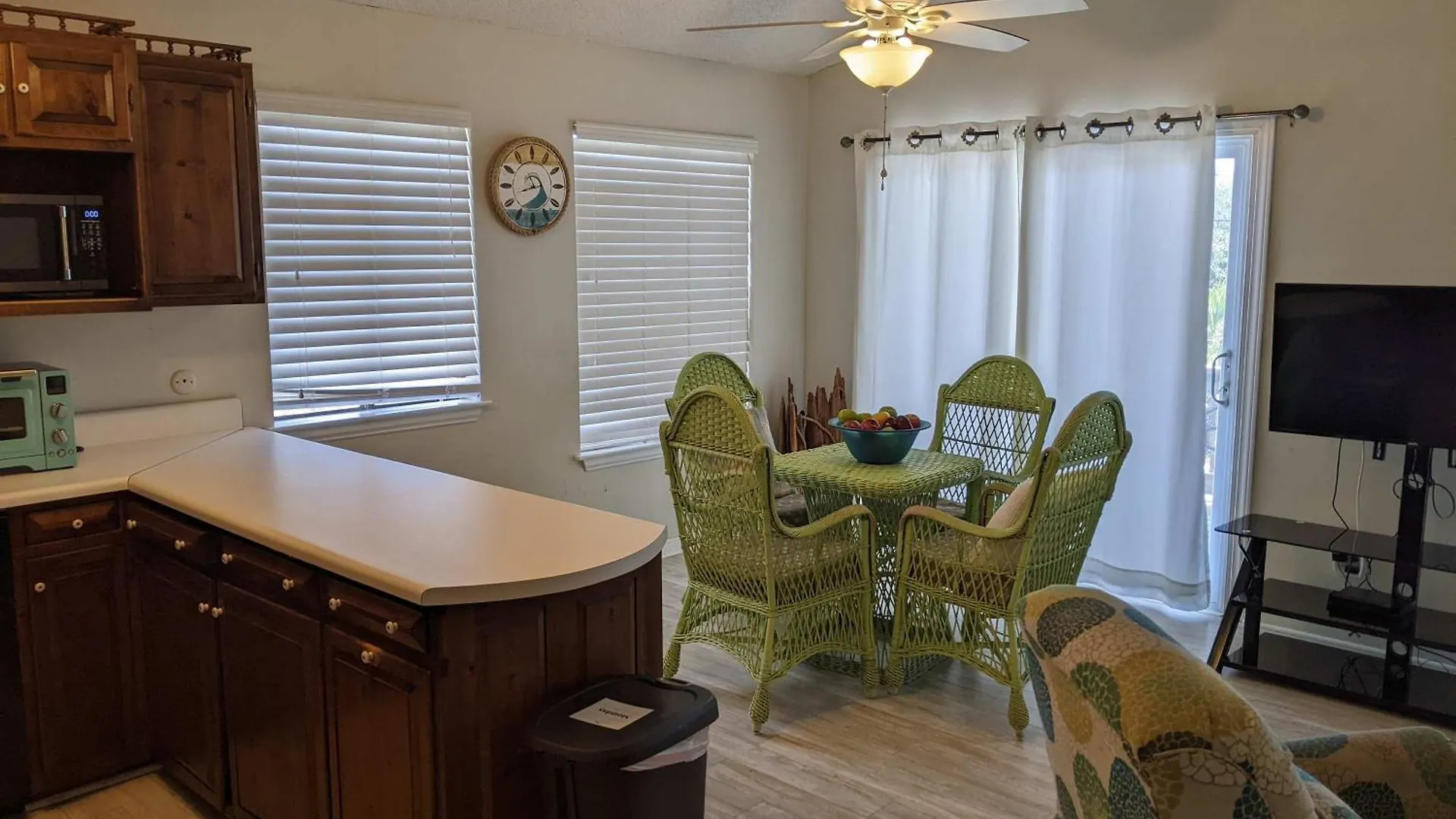Holiday home Vacation Walkable To Dining&shopping-unit C
