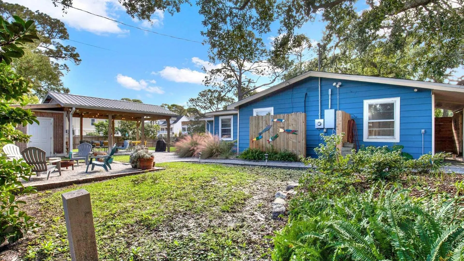 Little Blue House * Tybee Island