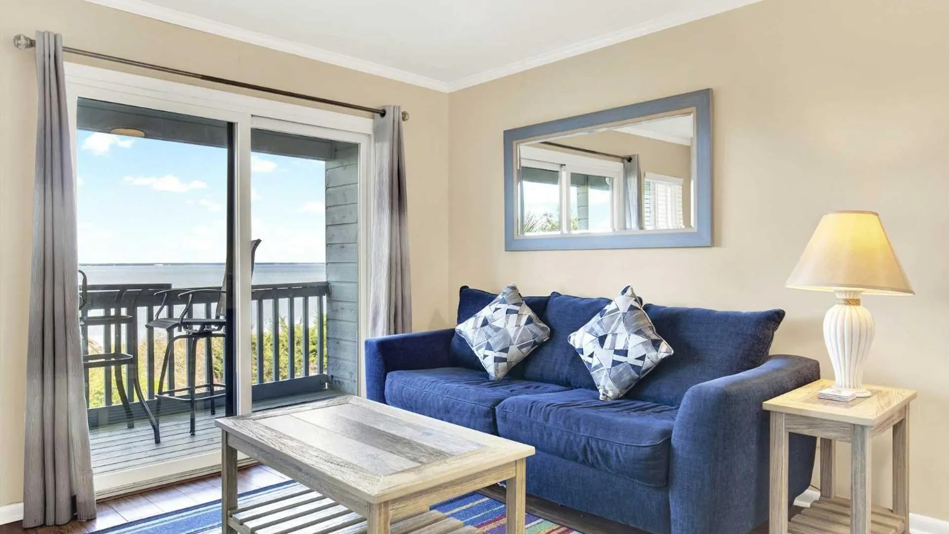 Savannah & Racquet Club 212b Holiday home *
