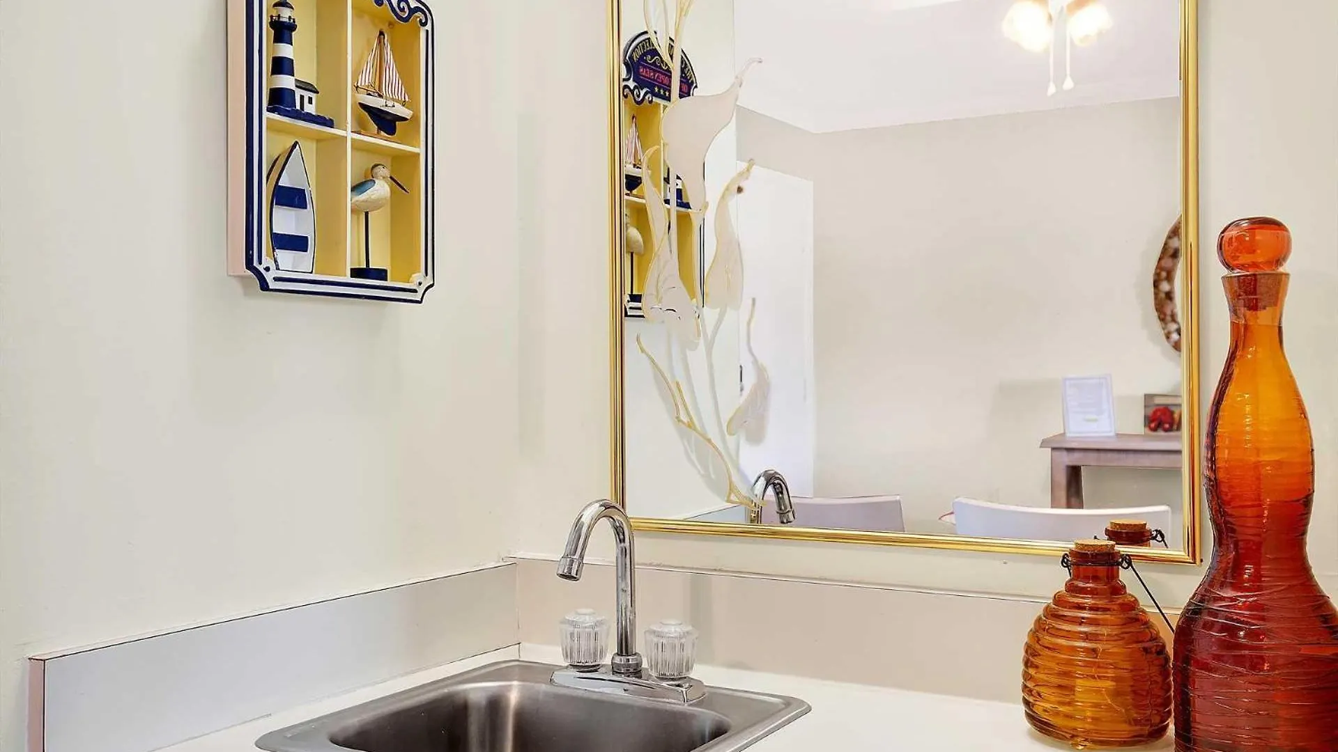 Lighthouse Point 37b Holiday home *