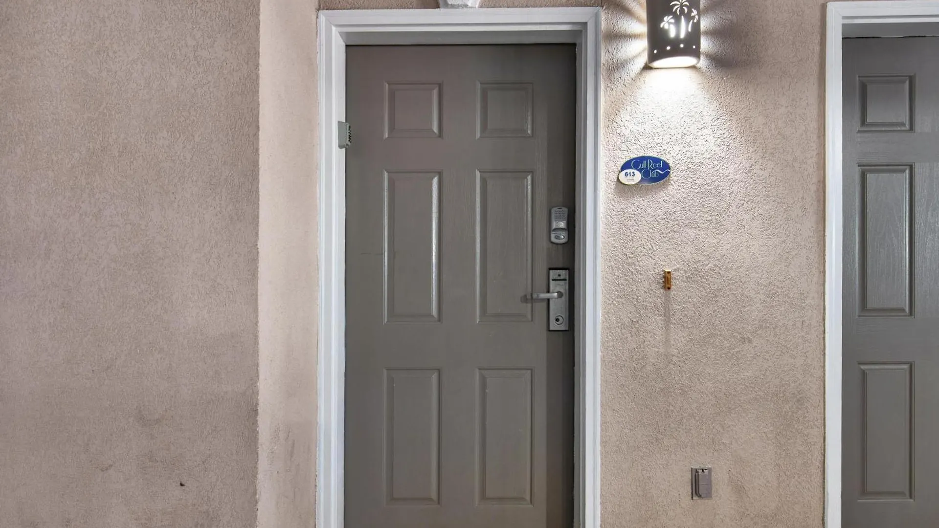 Beachside Colony Unit 613 Holiday home