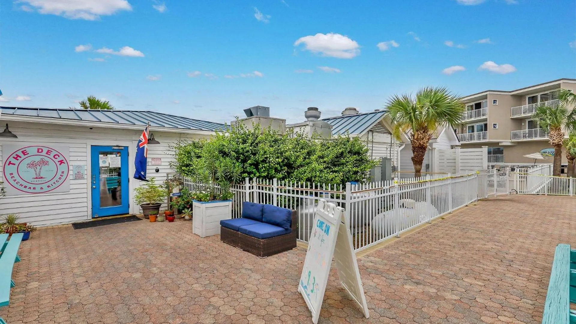 Beachside Colony Unit 613 Holiday home *