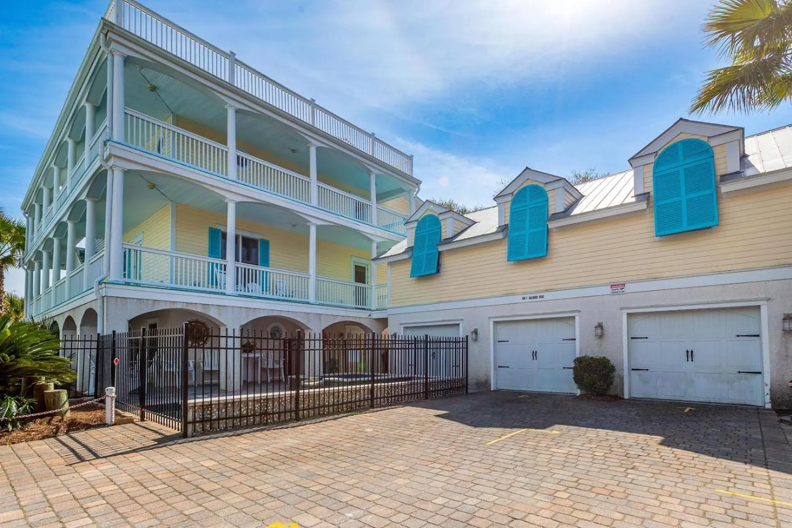 Mansion On The Hill * Tybee Island