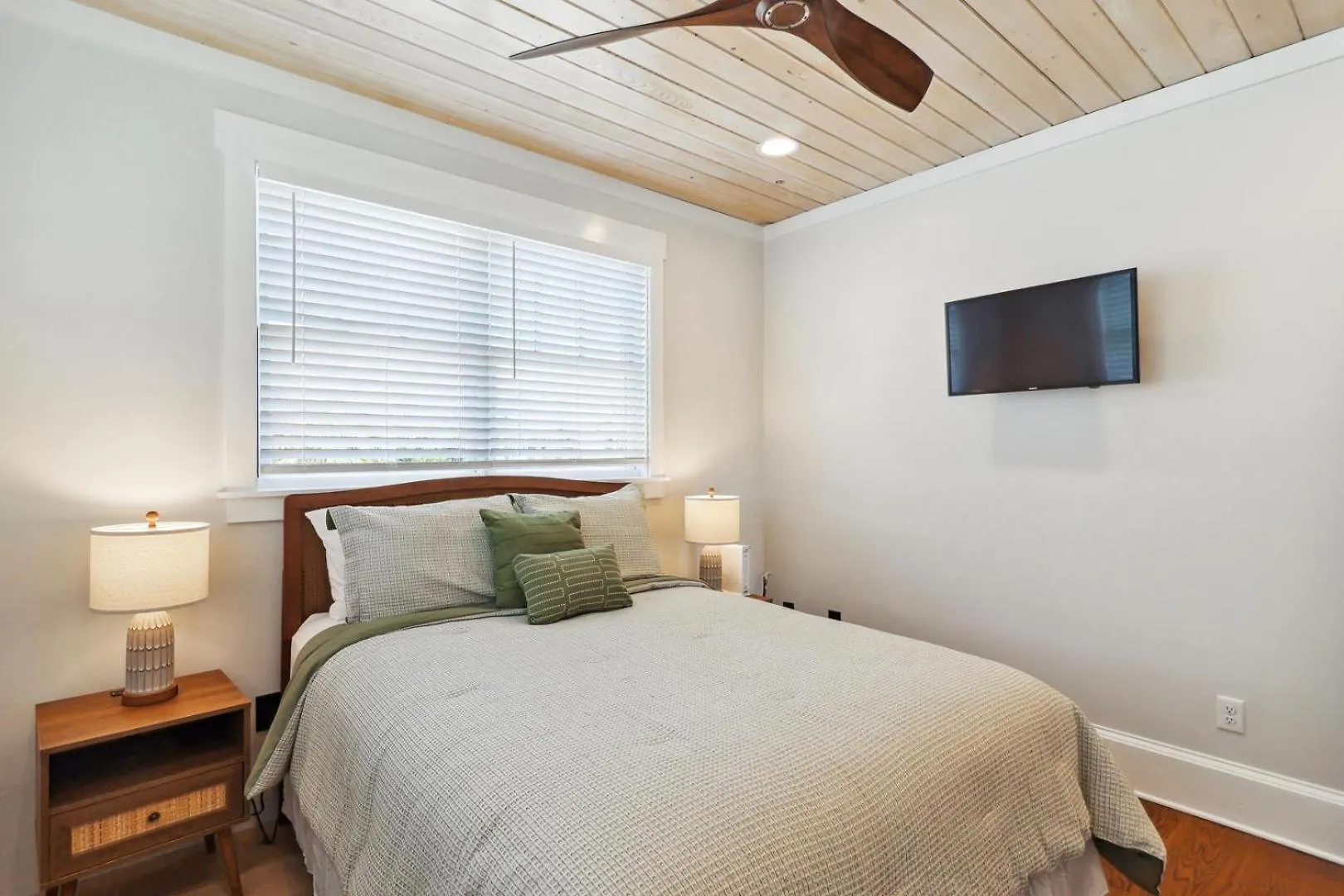 8 Sandlewood Court Tybee Island