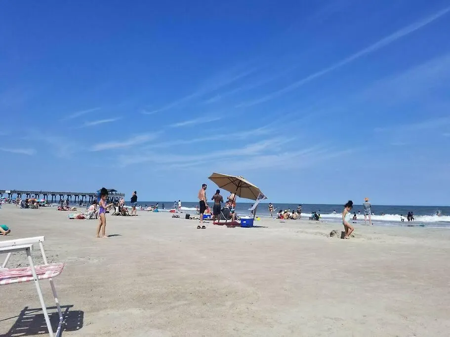 Apartment Beachy King 1st Floor Oasis ~ 160 Steps To Beach! *