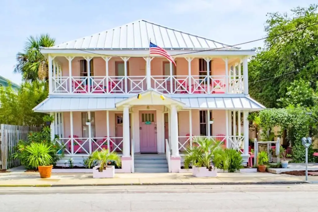 Apartment Beachy King 1st Floor Oasis ~ 160 Steps To Beach! Tybee Island
