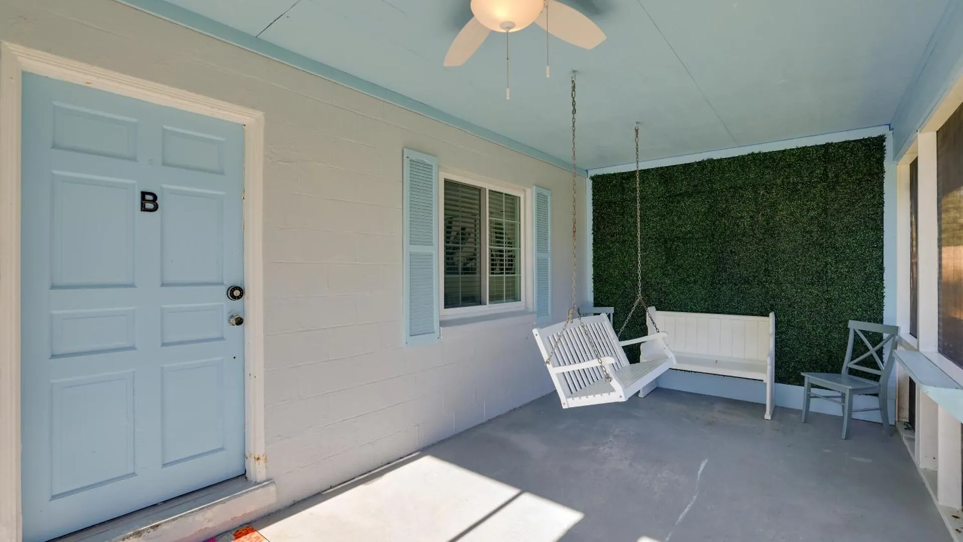 Cozy 1br Gem - Walk To Tybee Hotspots Apartment *
