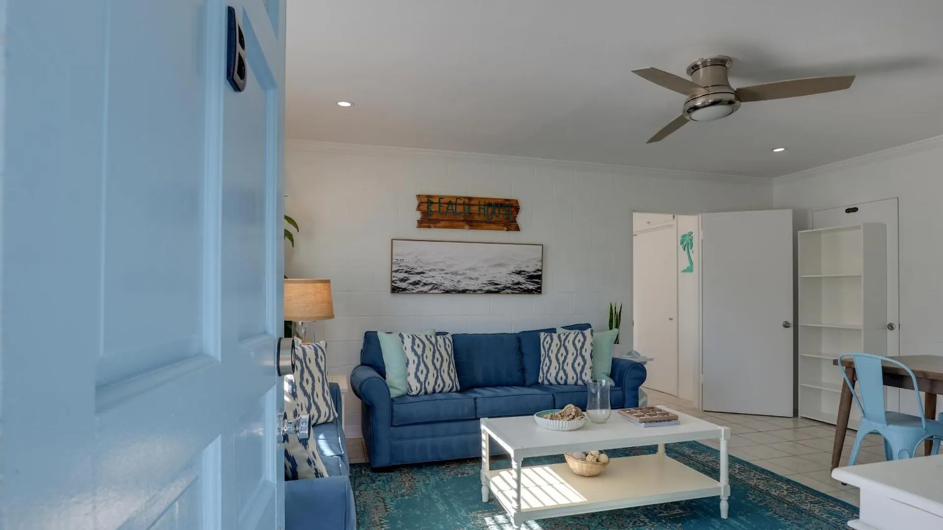 Cozy 1br Gem - Walk To Tybee Hotspots Apartment Tybee Island
