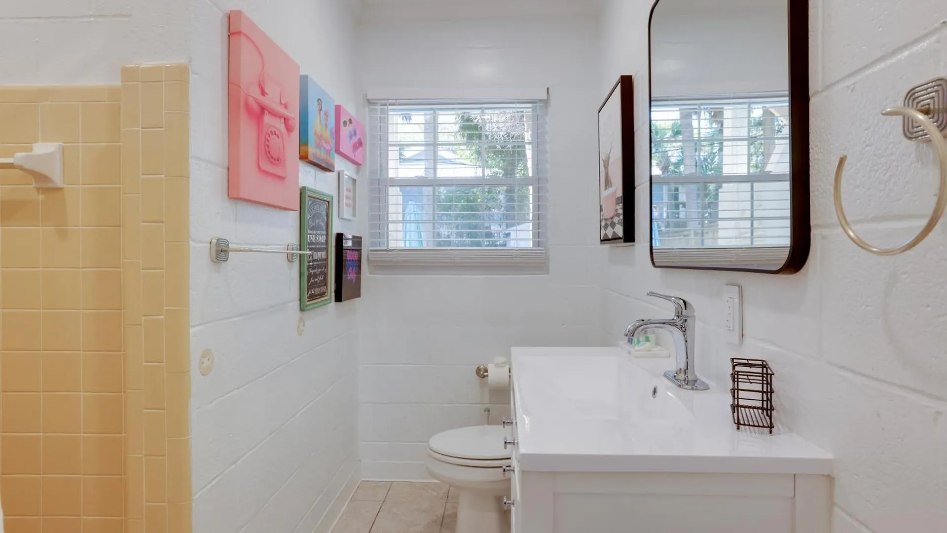 Cozy 1br Gem - Walk To Tybee Hotspots Apartment *