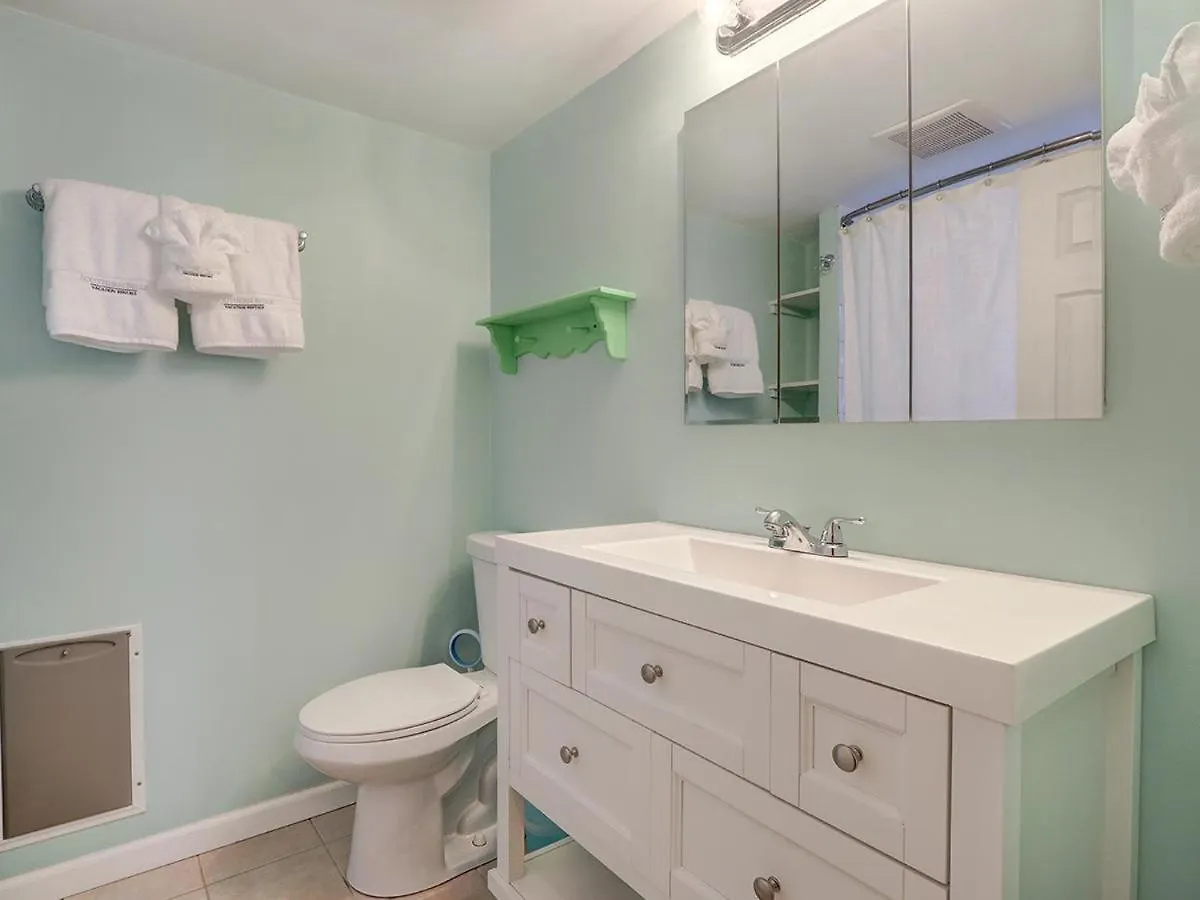 Tybee Tyme Lower Apartment