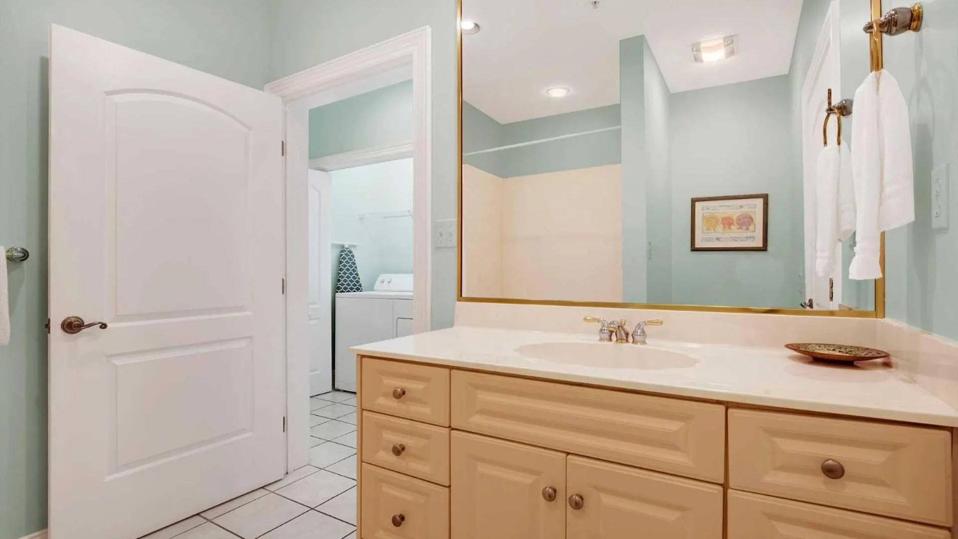 Oceanfront 303 Desoto Holiday home