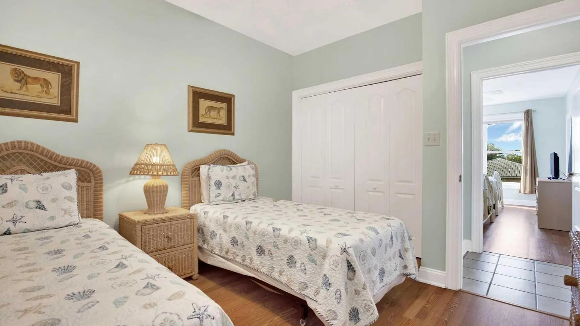 Oceanfront 303 Desoto Tybee Island