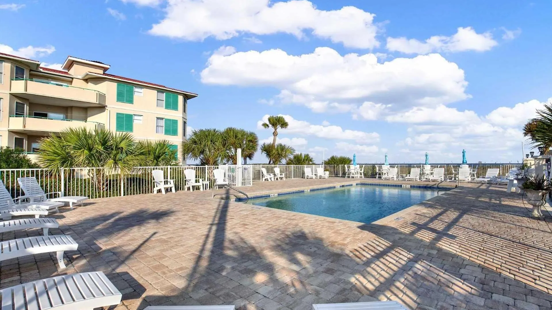 Oceanfront 303 Desoto Tybee Island