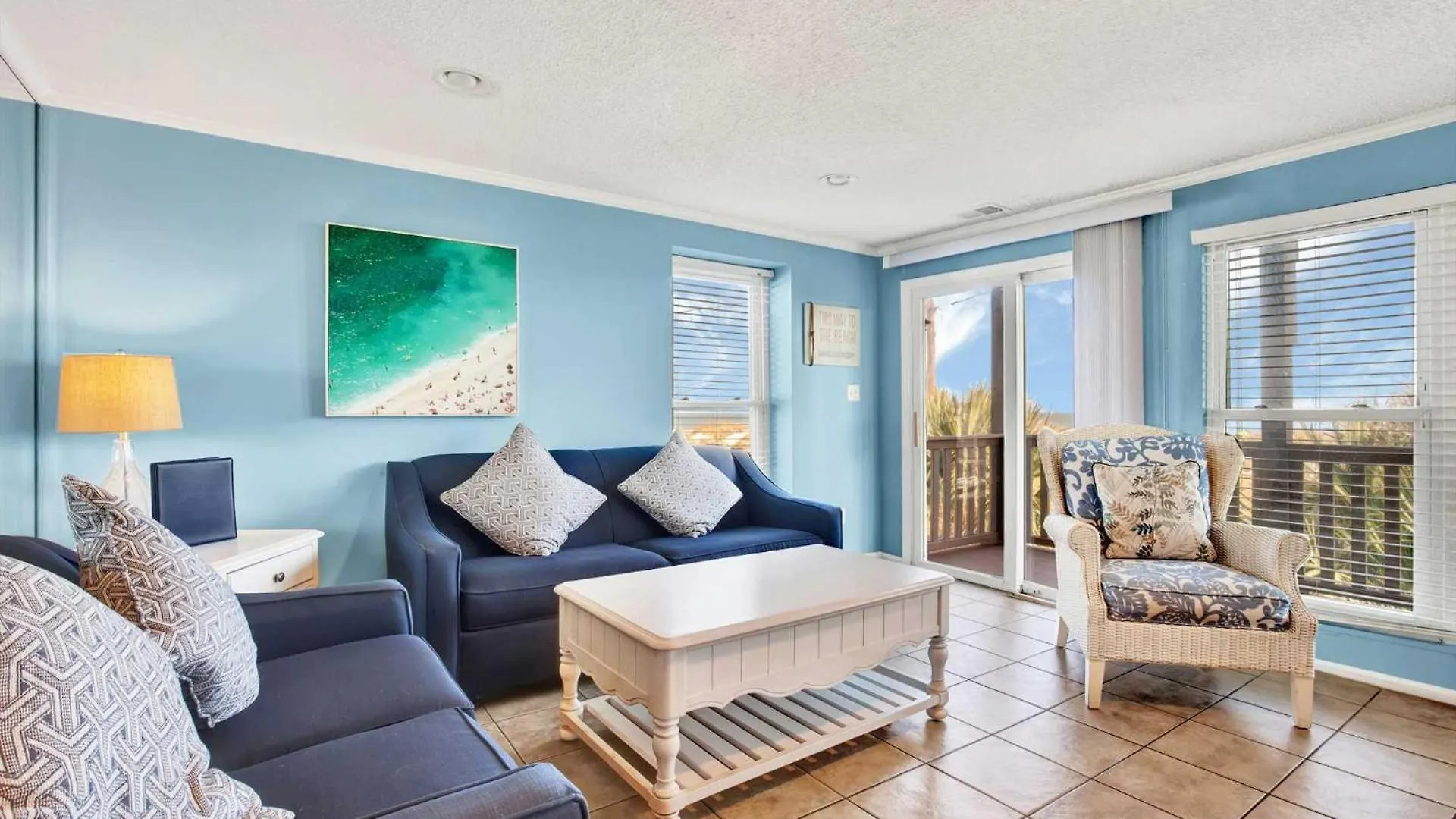Apartment Ocean Front 101-2