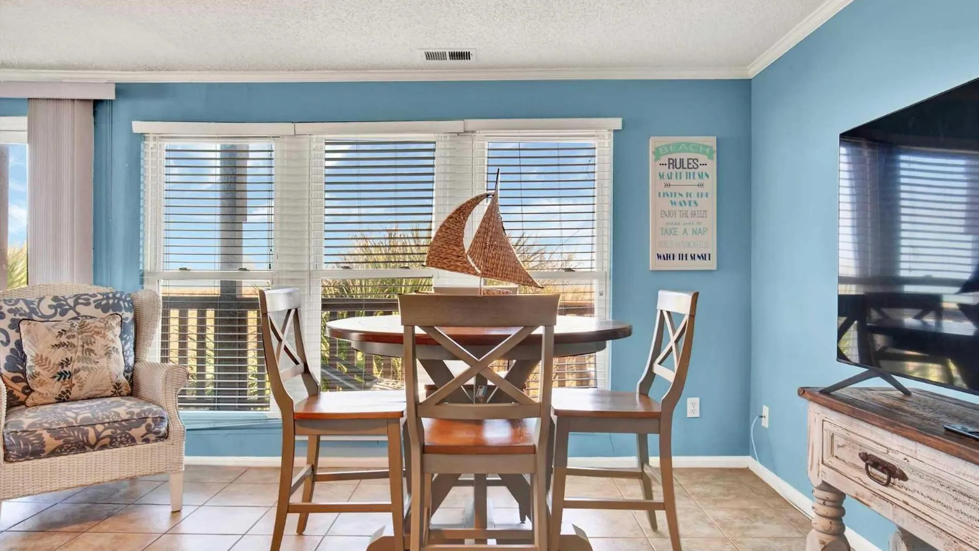 Ocean Front 101-2
