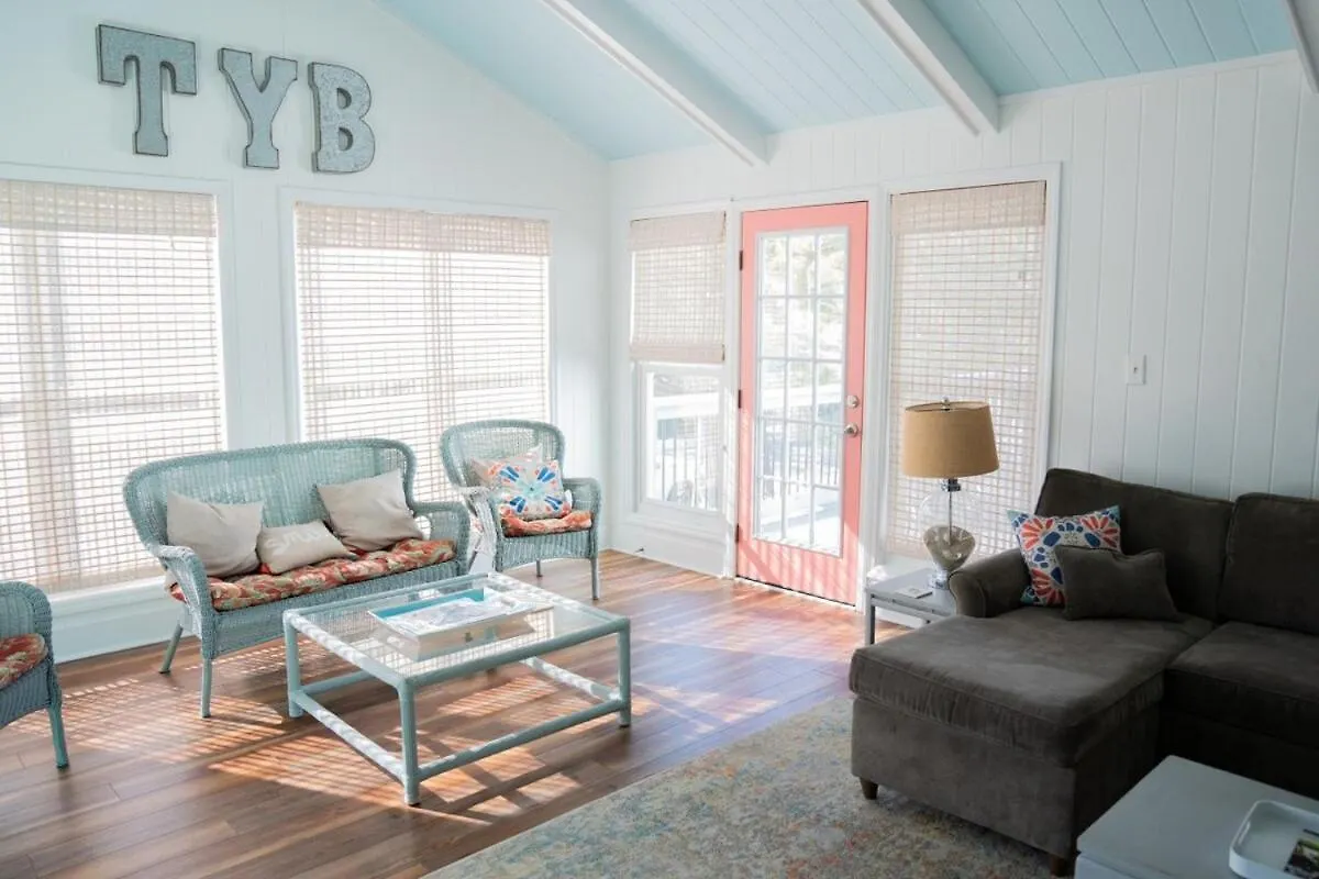 Tybee Seaside House - 2br 2 Ba Apartment *