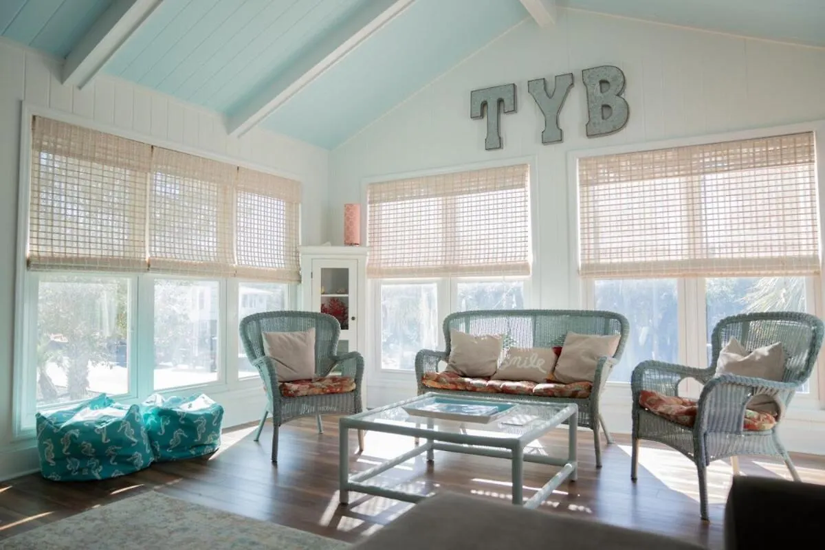 Tybee Seaside House - 2br 2 Ba Apartment