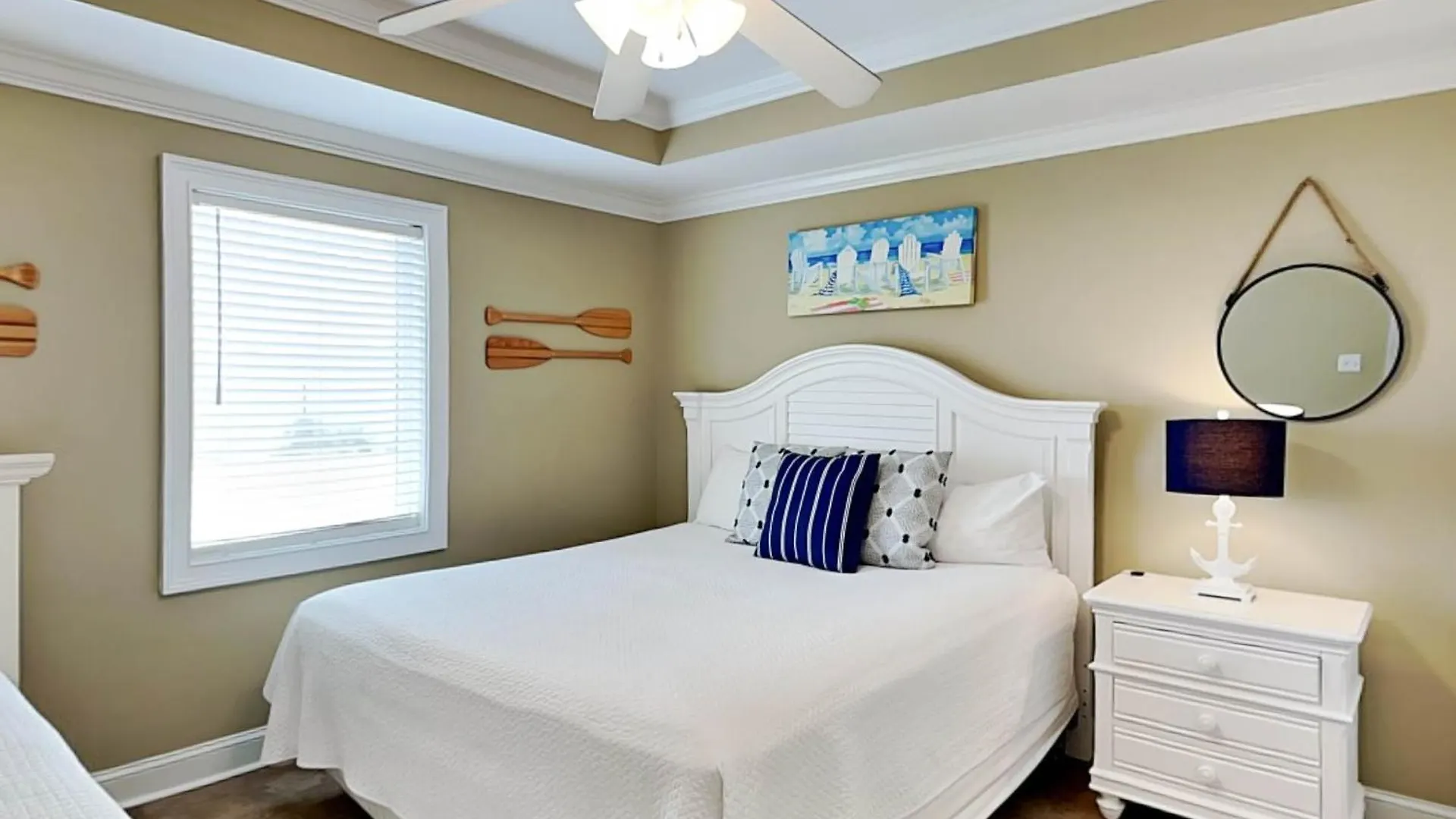 Apartment Brass Rail 311
