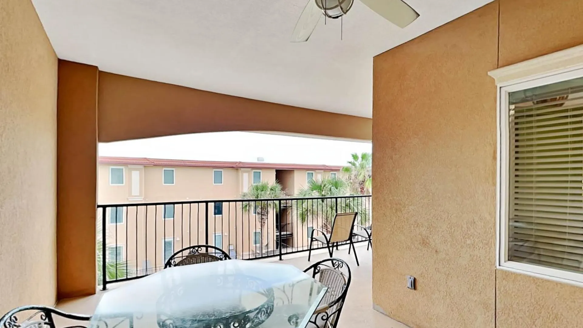 Apartment Brass Rail 311 *