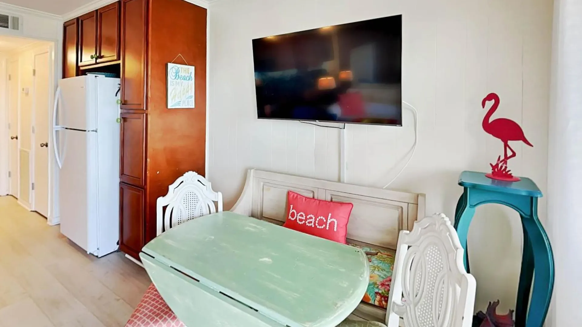 Racquet A117 Apartment
