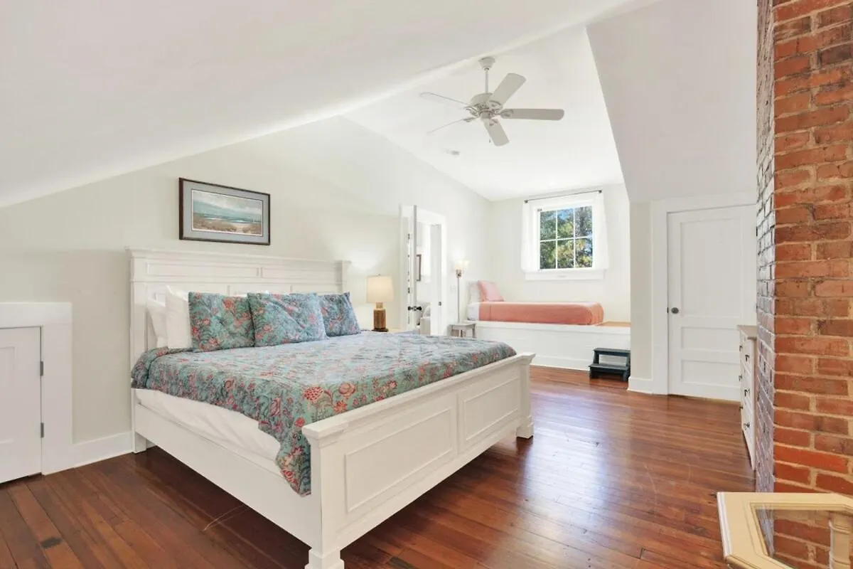 Apartment Historic Quarters At The Commissary 3 Unit Estate Tybee Island