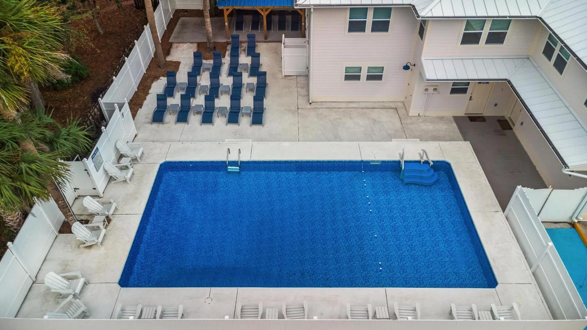 Beachside Unit 4