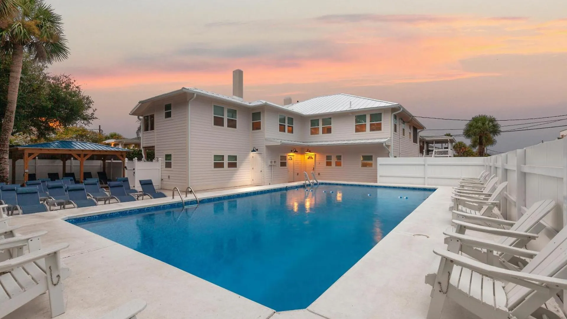 Beachside Unit 4 Holiday home *