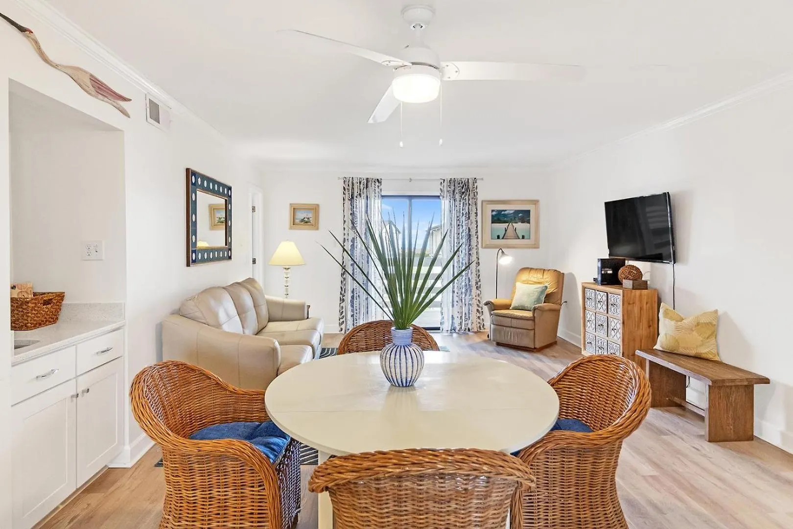 33c Lighthouse Point