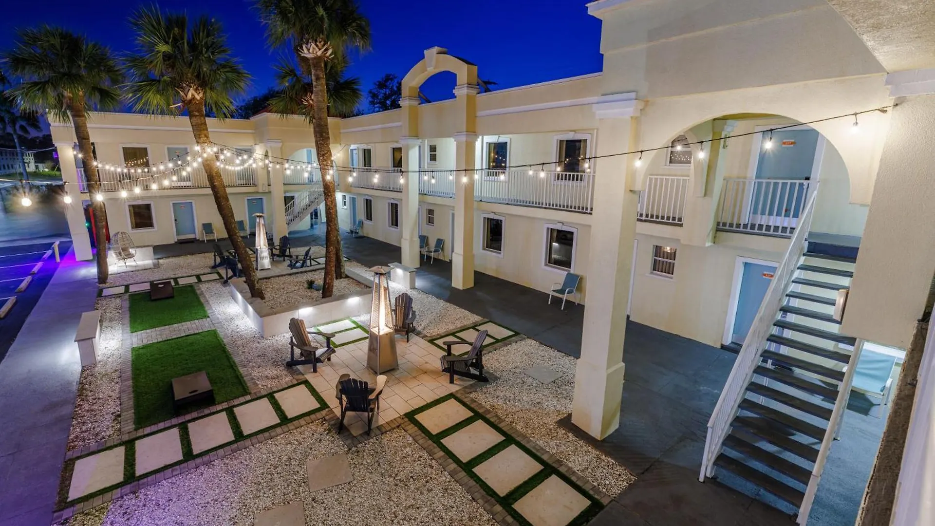 Motel Dunes & - Tybee Island