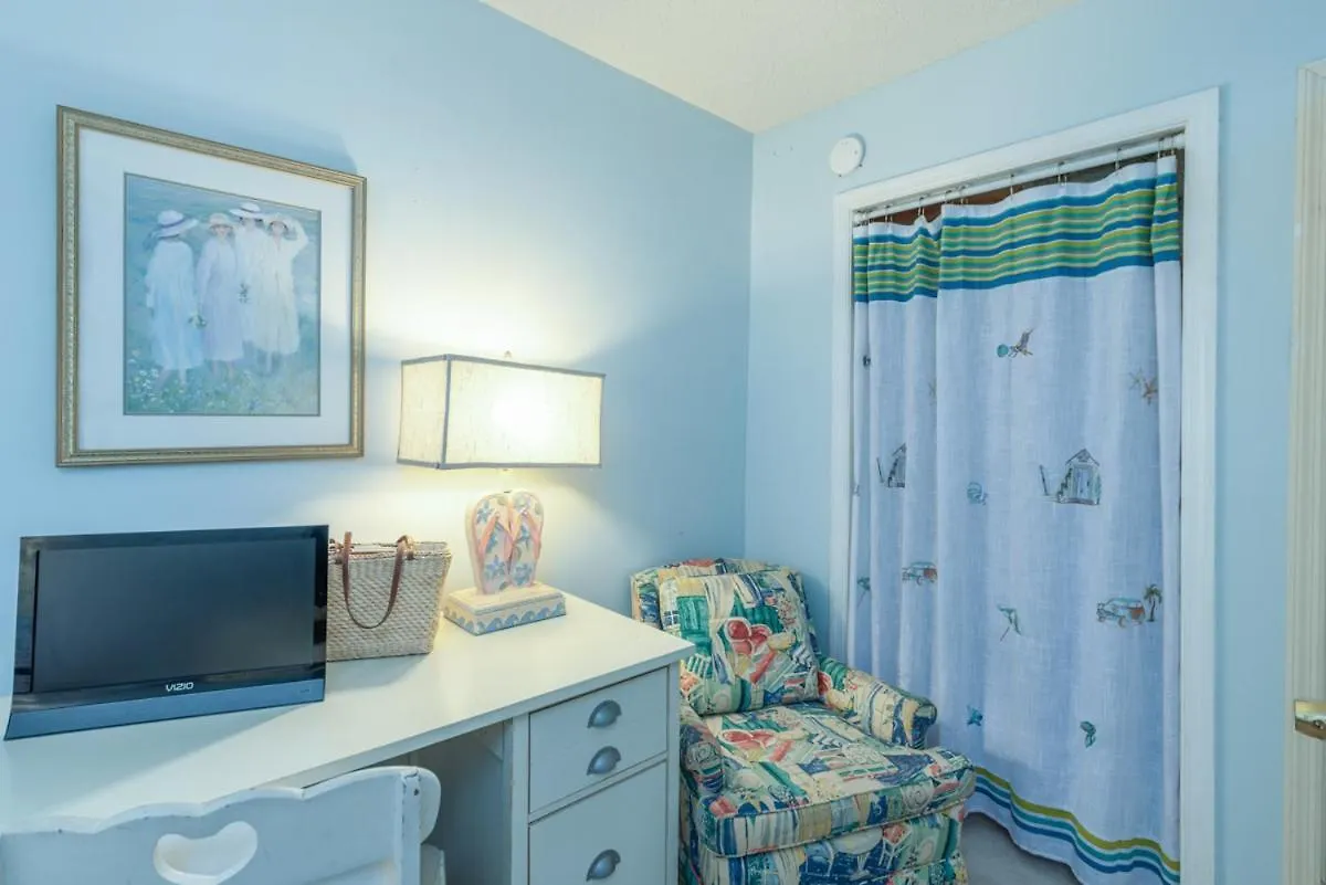 Somewhere In Tybee Upstairs And Downstairs Holiday home *