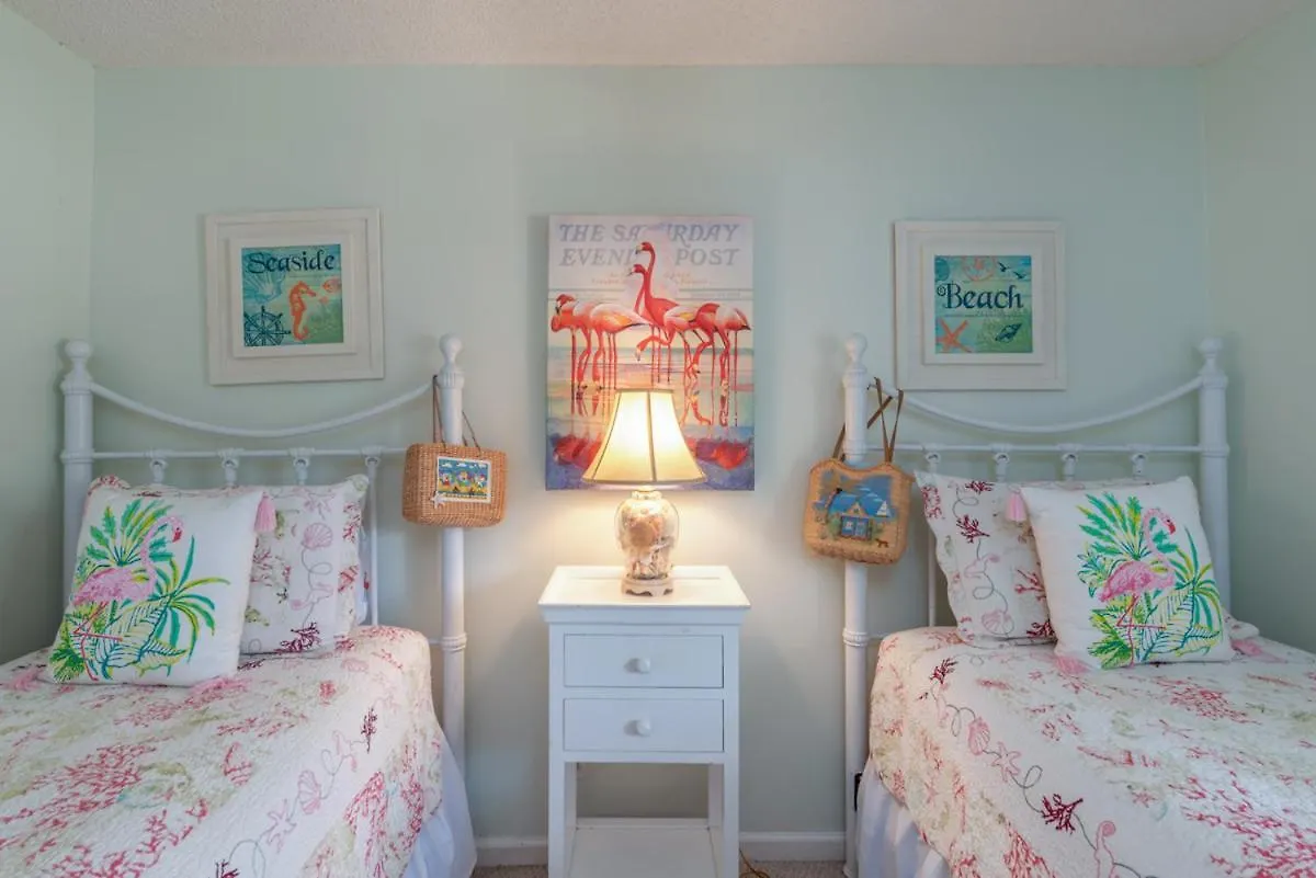 Somewhere In Tybee Upstairs And Downstairs Holiday home Tybee Island