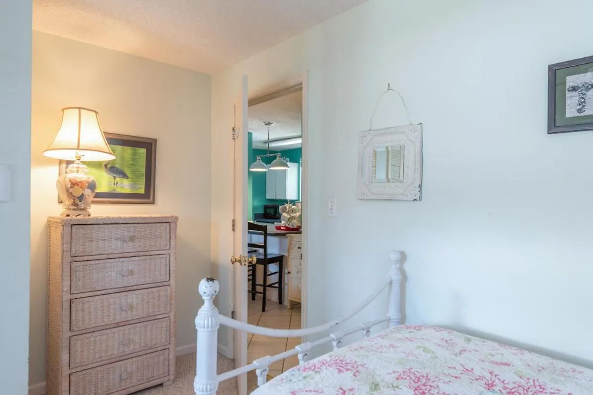 Somewhere In Tybee Upstairs And Downstairs Tybee Island