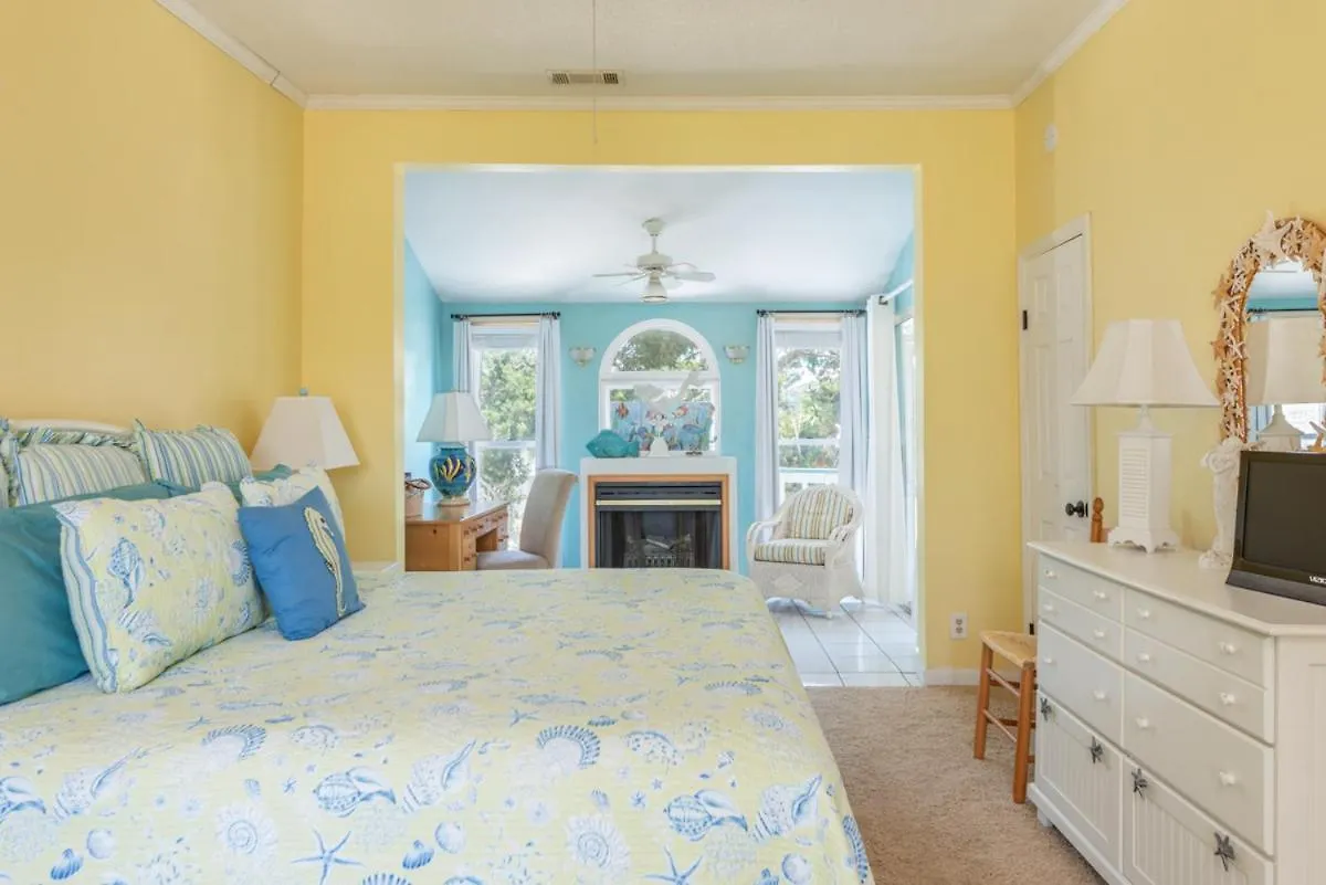 Somewhere In Tybee Upstairs And Downstairs